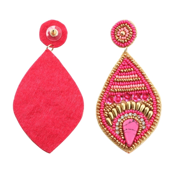 Pink & Gold Seed Bead Earrings. Big & Bold. 3.9" x 1.9" - Picture 4 of 5